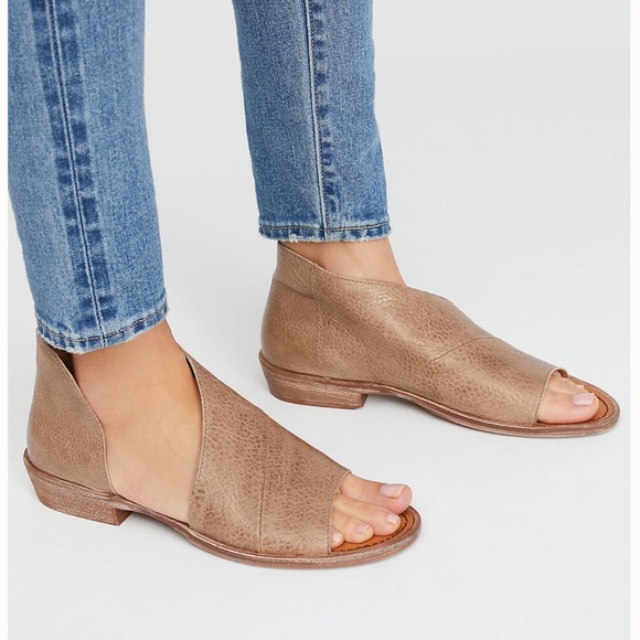 Free People Shoes - NEW Free People sandals